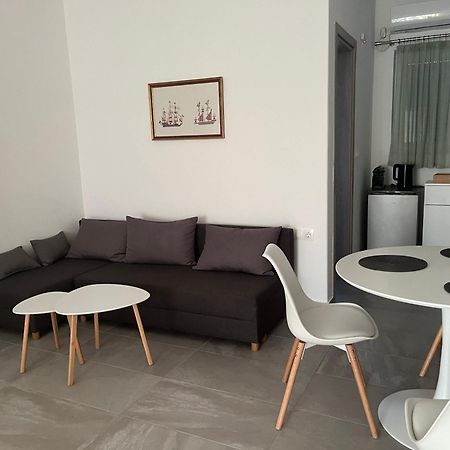 Bay-Dream 4 Appartement Adamantas  Buitenkant foto
