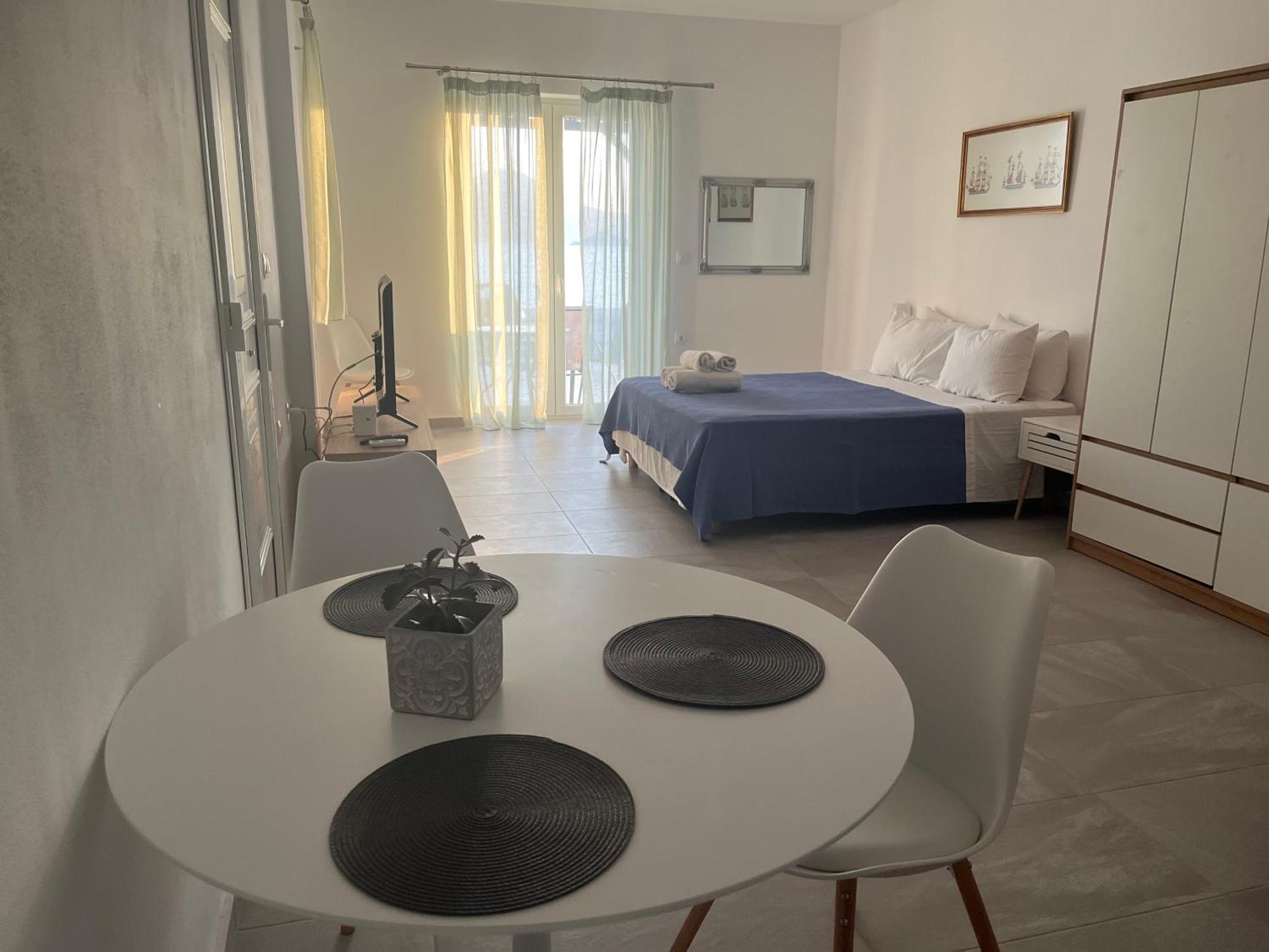 Bay-Dream 4 Appartement Adamantas  Buitenkant foto